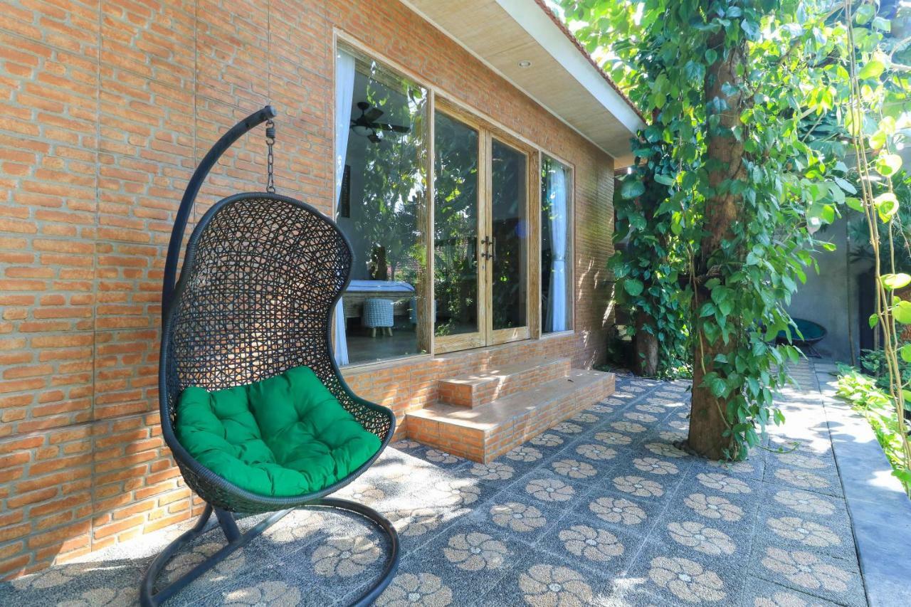 Villa The Laras Jimbaran Exterior foto
