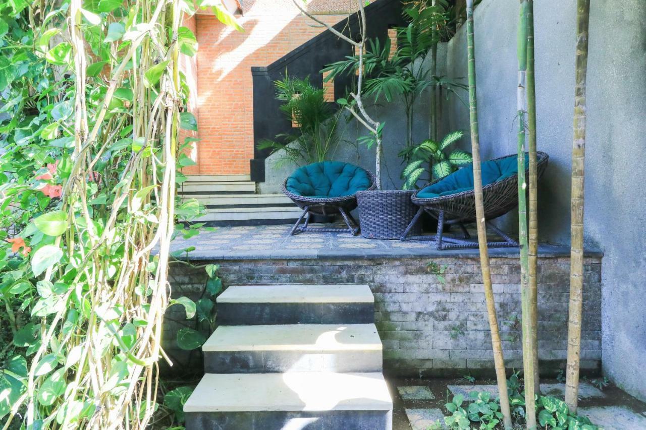 Villa The Laras Jimbaran Exterior foto