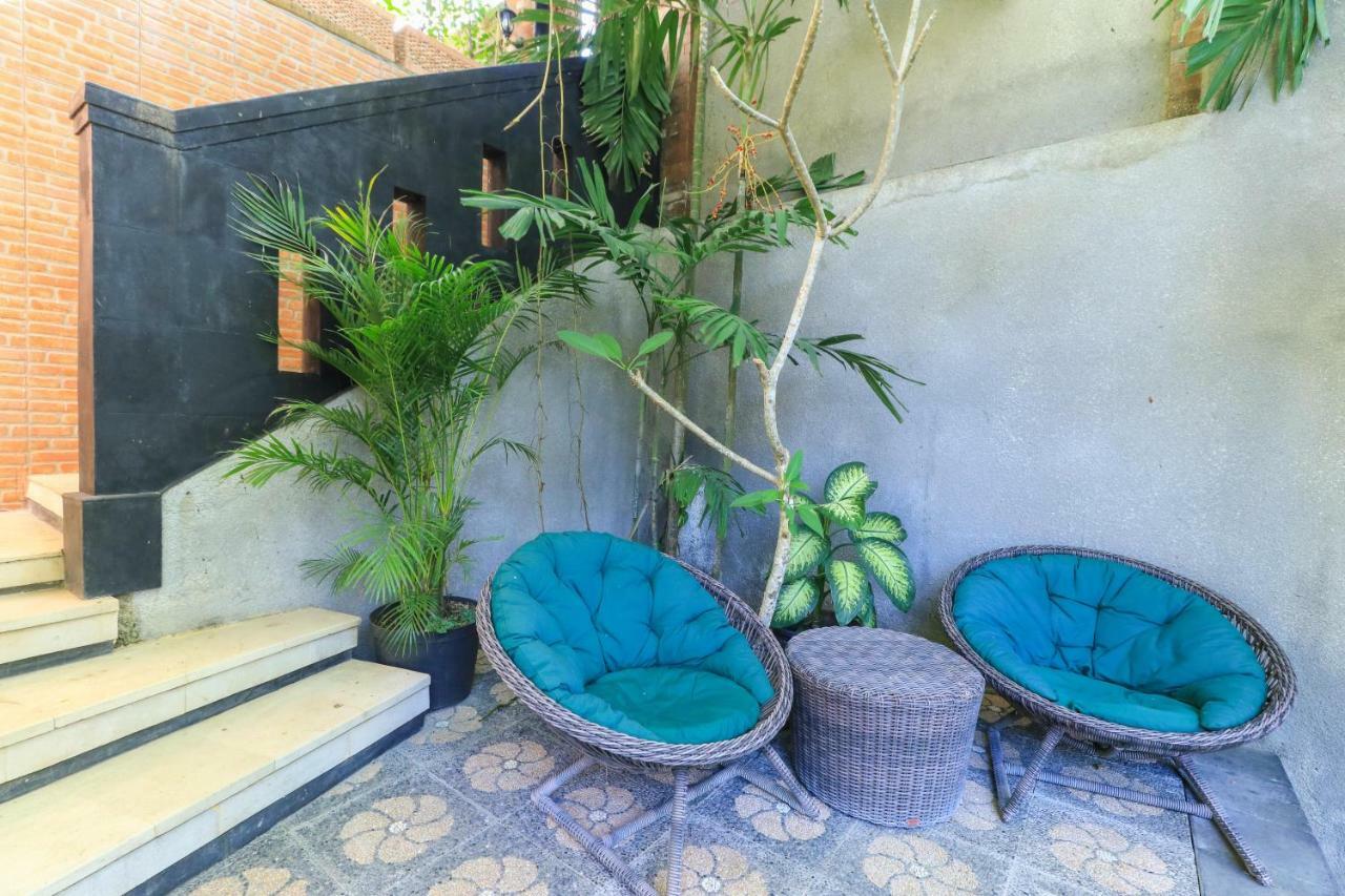 Villa The Laras Jimbaran Exterior foto