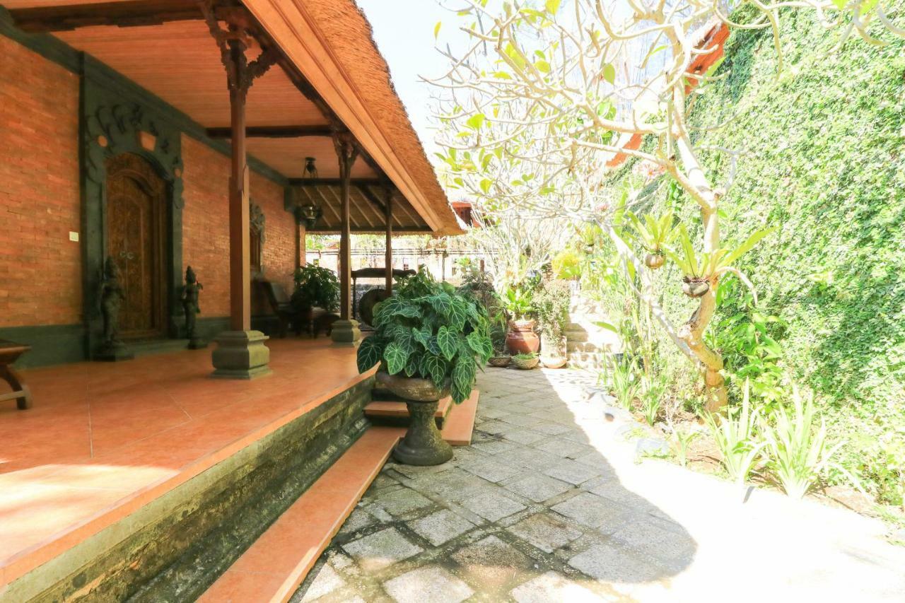 Villa The Laras Jimbaran Exterior foto
